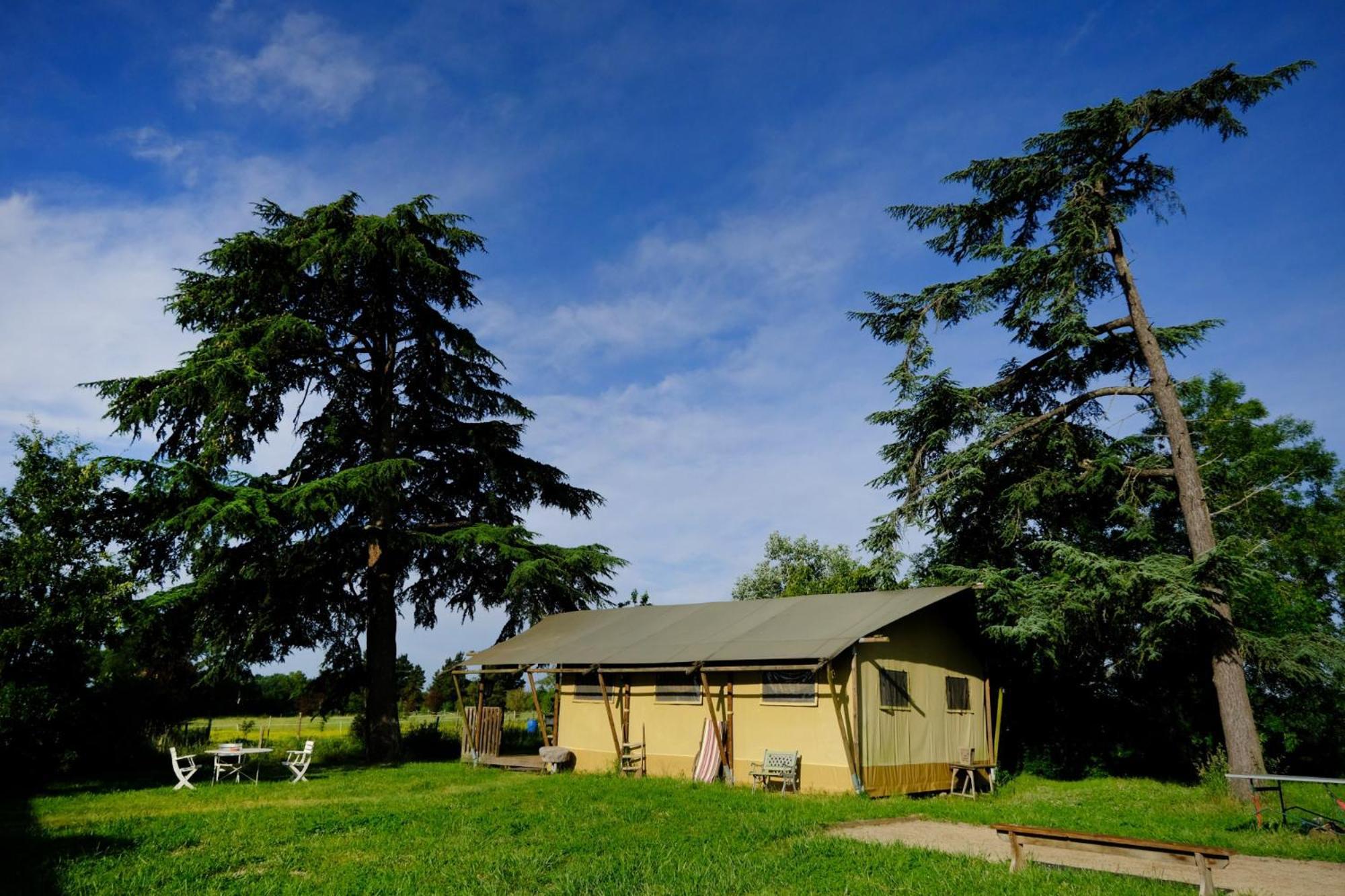 Bed and Breakfast Loge & Broc La Possonnière Exteriér fotografie