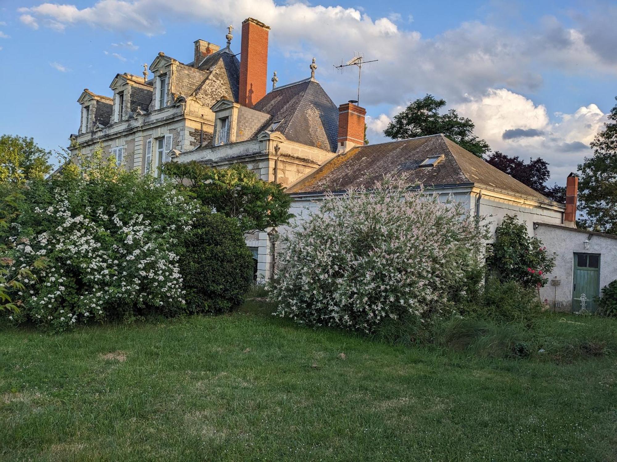 Bed and Breakfast Loge & Broc La Possonnière Exteriér fotografie