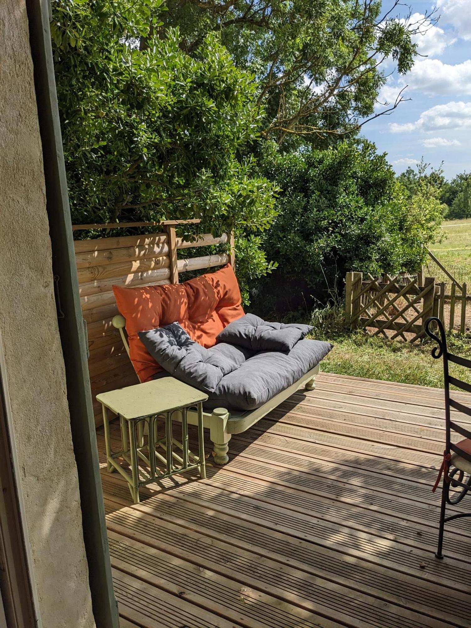 Bed and Breakfast Loge & Broc La Possonnière Pokoj fotografie